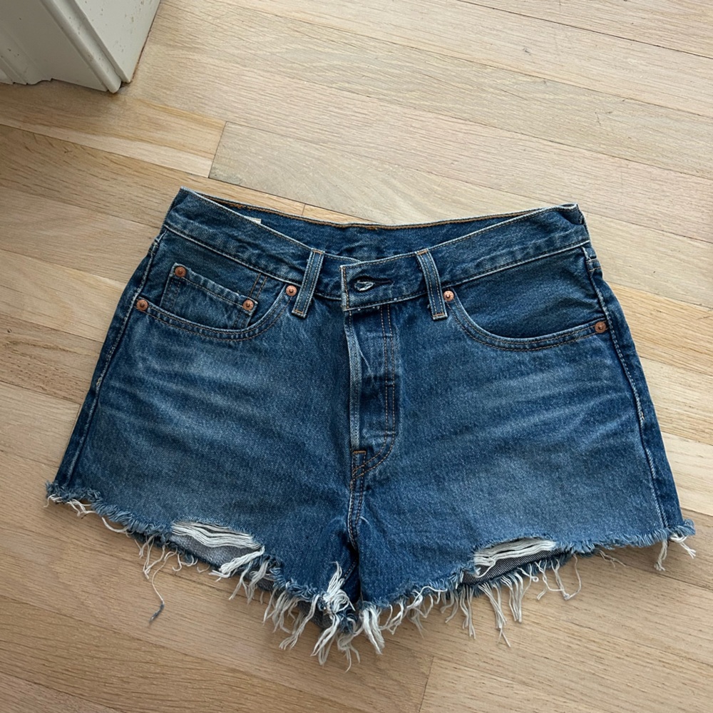 Levi's Blue Ankle Cropped Jeans with Distressed Details